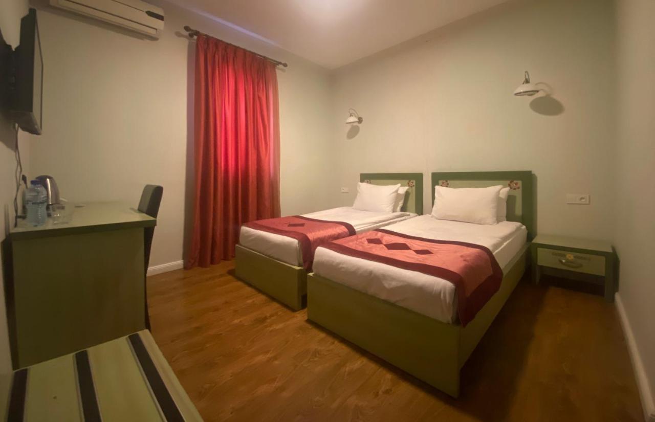 Prestige Palace - Esquisse Hotel Tbilisi Quarto foto